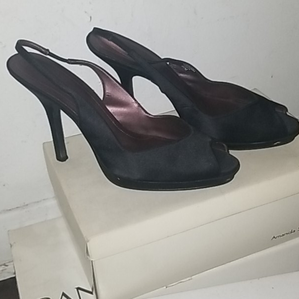 5/$25 Marilyn Monroe black satin peep-toe heels